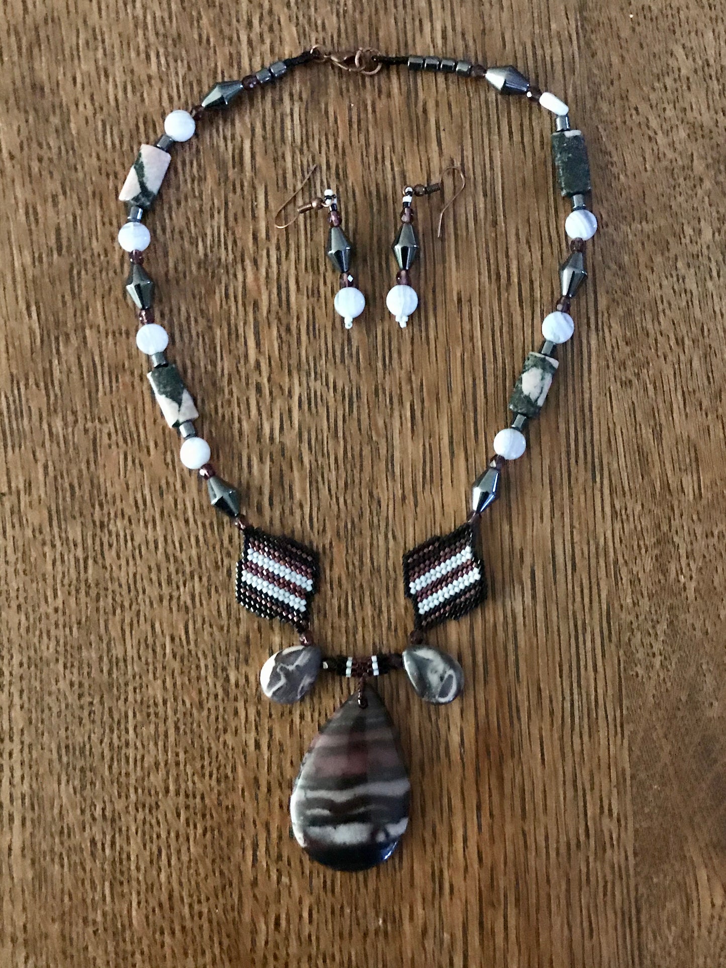 Tiger’s Eye Necklace & Earring Set - 7718